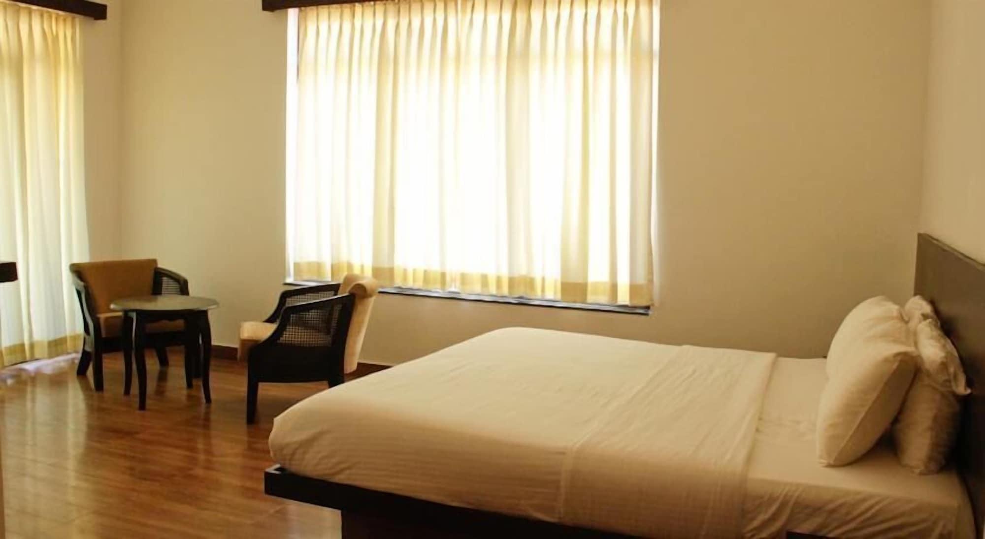 Sinq Beach Resort Калангуте Екстериор снимка