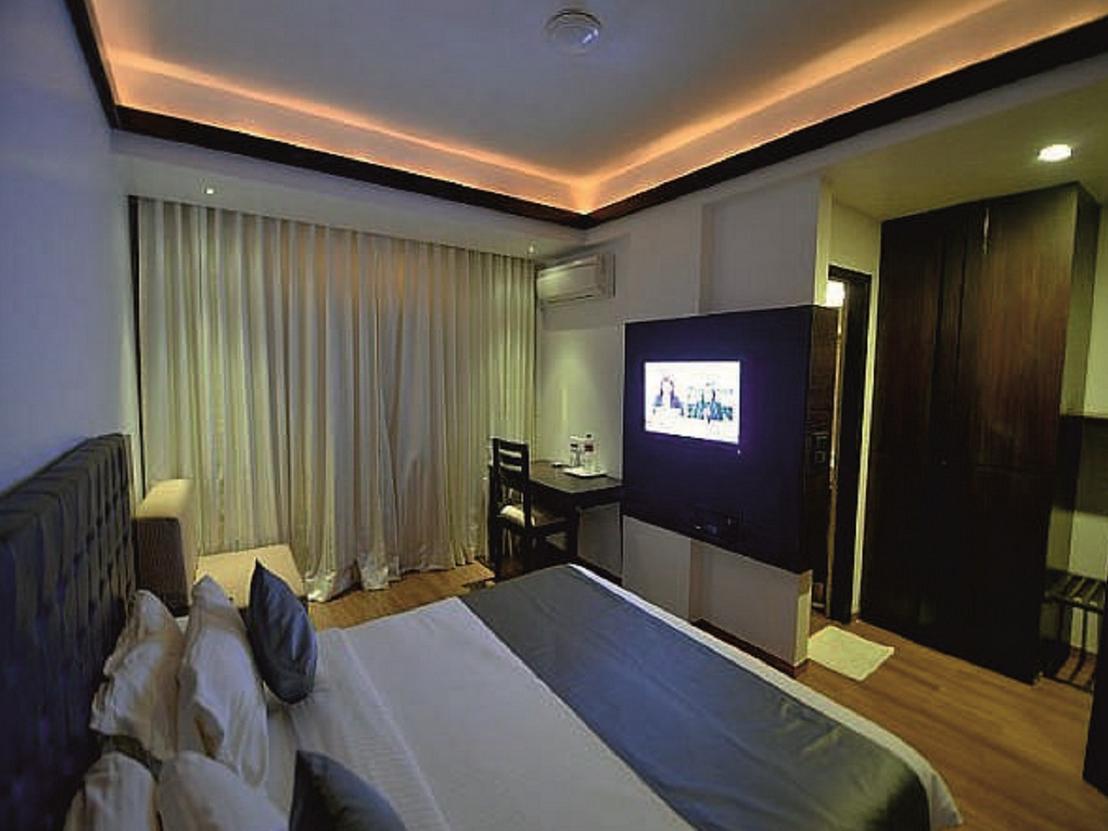 Sinq Beach Resort Калангуте Екстериор снимка